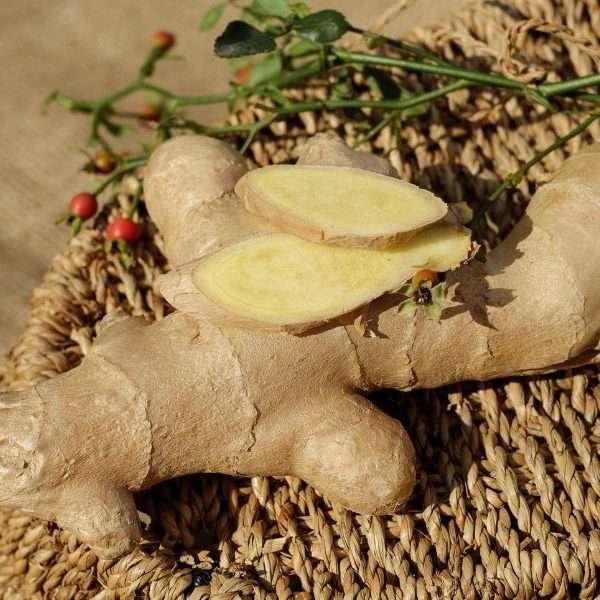 Ginger Ambient Scent, from the root of the plant, it has a scent similar to lemon peel but with a more exotic scent. Its olfactory notes are more decisive.